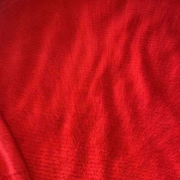 Pair of sweaters(2) - Picture 4 of 6